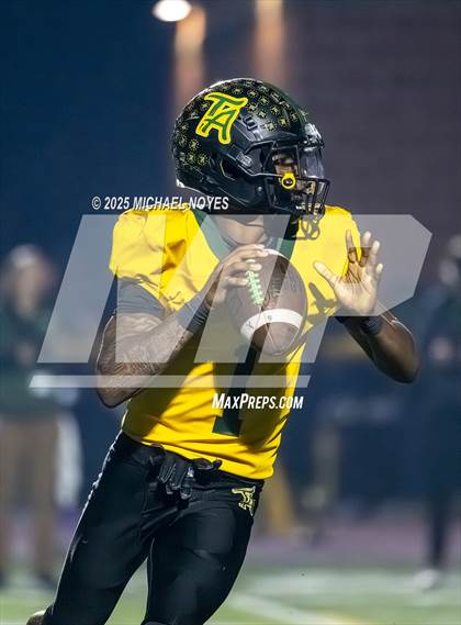 Thumbnail 1 in Taft vs. Clinton-Massie (OHSAA Division 4 Regional) photogallery.