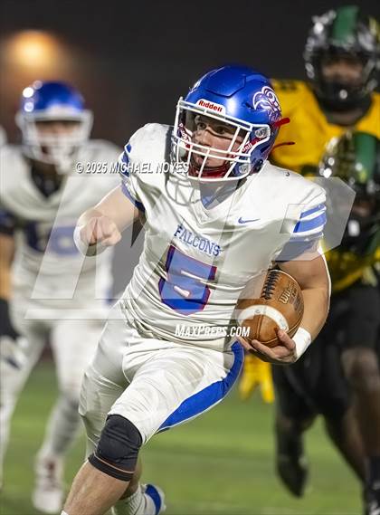 Thumbnail 2 in Taft vs. Clinton-Massie (OHSAA Division 4 Regional) photogallery.