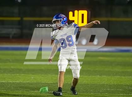 Thumbnail 1 in Taft vs. Clinton-Massie (OHSAA Division 4 Regional) photogallery.