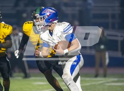 Thumbnail 1 in Taft vs. Clinton-Massie (OHSAA Division 4 Regional) photogallery.