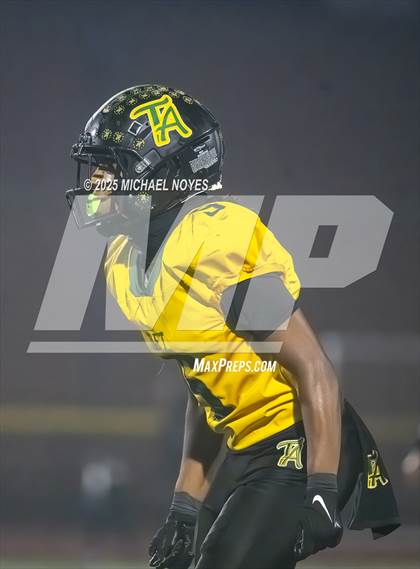 Thumbnail 1 in Taft vs. Clinton-Massie (OHSAA Division 4 Regional) photogallery.