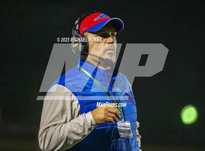 Thumbnail 2 in Taft vs. Clinton-Massie (OHSAA Division 4 Regional) photogallery.