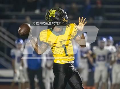 Thumbnail 2 in Taft vs. Clinton-Massie (OHSAA Division 4 Regional) photogallery.