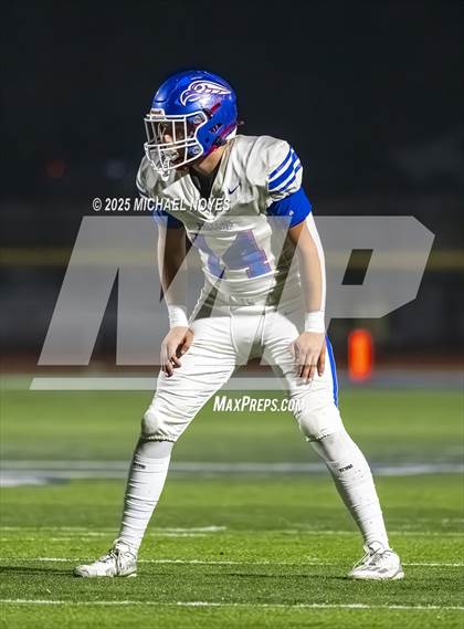 Thumbnail 1 in Taft vs. Clinton-Massie (OHSAA Division 4 Regional) photogallery.