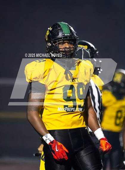 Thumbnail 3 in Taft vs. Clinton-Massie (OHSAA Division 4 Regional) photogallery.