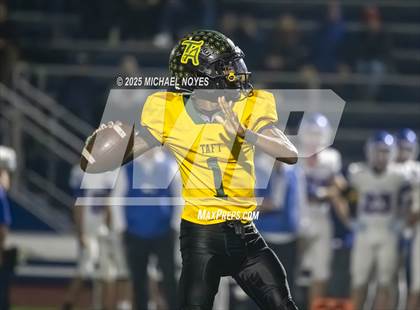 Thumbnail 1 in Taft vs. Clinton-Massie (OHSAA Division 4 Regional) photogallery.