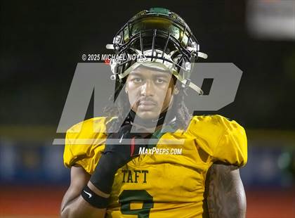 Thumbnail 1 in Taft vs. Clinton-Massie (OHSAA Division 4 Regional) photogallery.