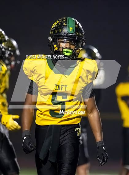 Thumbnail 2 in Taft vs. Clinton-Massie (OHSAA Division 4 Regional) photogallery.