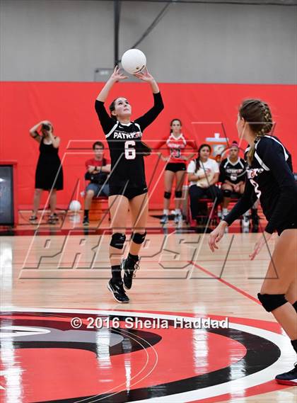 Thumbnail 2 in Canterbury @ Carrollwood Day photogallery.