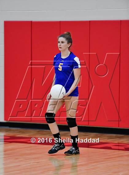 Thumbnail 2 in Canterbury @ Carrollwood Day photogallery.