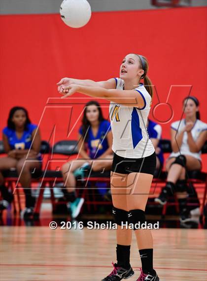Thumbnail 1 in Canterbury @ Carrollwood Day photogallery.