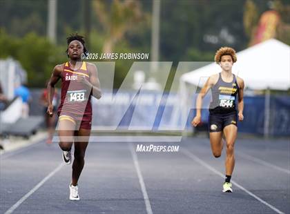 Thumbnail 1 in FHSAA 2A Finals (200 Meters) photogallery.