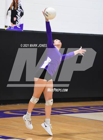 Thumbnail 2 in Northwest Christian vs. Camp Verde (JV) photogallery.