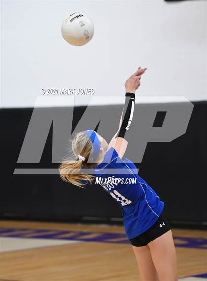 Thumbnail 2 in Northwest Christian vs. Camp Verde (JV) photogallery.