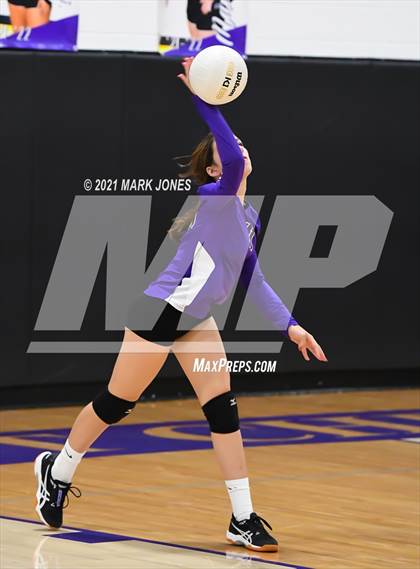 Thumbnail 1 in Northwest Christian vs. Camp Verde (JV) photogallery.