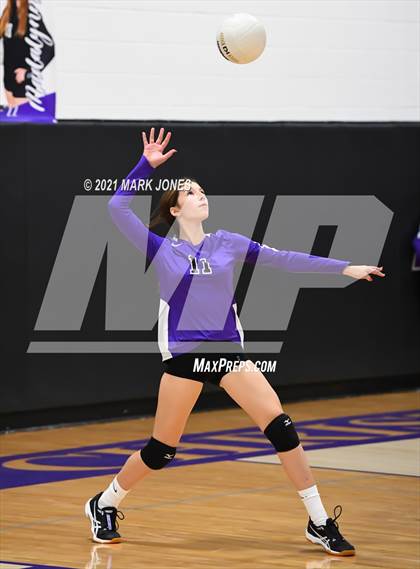 Thumbnail 3 in Northwest Christian vs. Camp Verde (JV) photogallery.