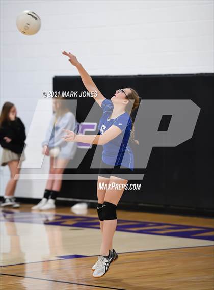 Thumbnail 2 in Northwest Christian vs. Camp Verde (JV) photogallery.