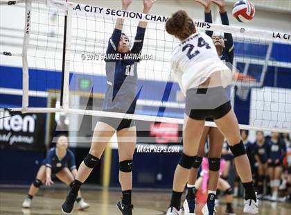 Thumbnail 2 in Chatsworth vs Venice (CIF LACS D1 Final) photogallery.