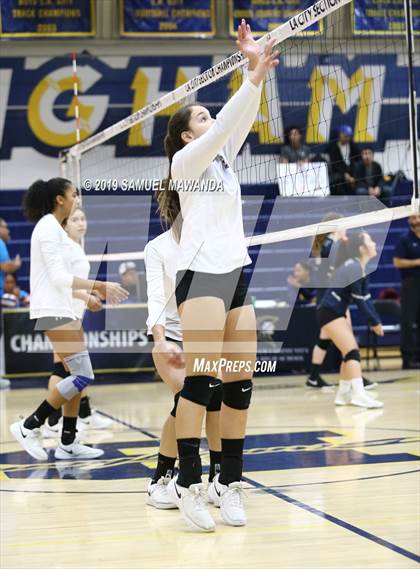 Thumbnail 2 in Chatsworth vs Venice (CIF LACS D1 Final) photogallery.