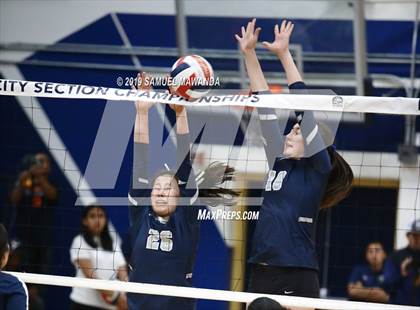 Thumbnail 2 in Chatsworth vs Venice (CIF LACS D1 Final) photogallery.