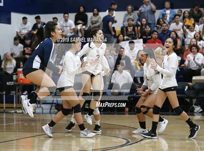 Thumbnail 3 in Chatsworth vs Venice (CIF LACS D1 Final) photogallery.