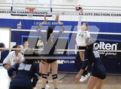 Thumbnail 1 in Chatsworth vs Venice (CIF LACS D1 Final) photogallery.