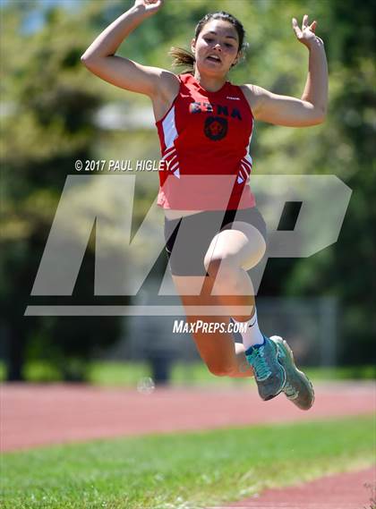 Thumbnail 1 in CIF Shasta-Cascade League Finals photogallery.