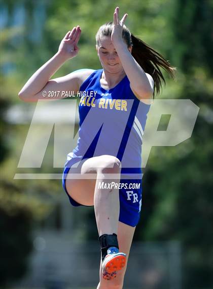 Thumbnail 2 in CIF Shasta-Cascade League Finals photogallery.