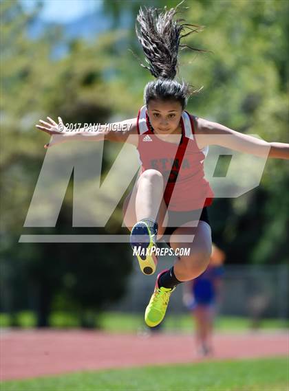 Thumbnail 3 in CIF Shasta-Cascade League Finals photogallery.