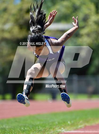 Thumbnail 1 in CIF Shasta-Cascade League Finals photogallery.
