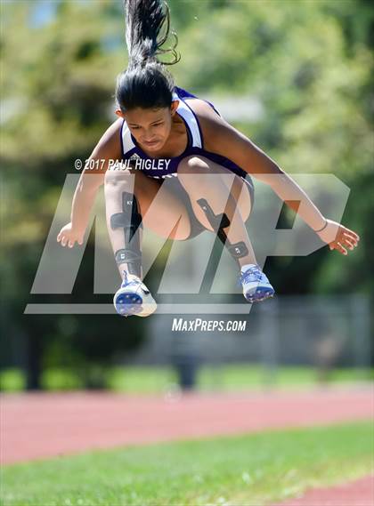Thumbnail 3 in CIF Shasta-Cascade League Finals photogallery.