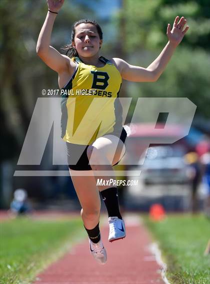 Thumbnail 3 in CIF Shasta-Cascade League Finals photogallery.