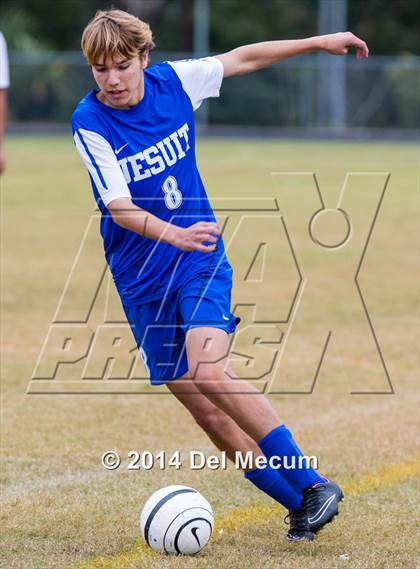 Thumbnail 2 in Armwood vs. Jesuit photogallery.