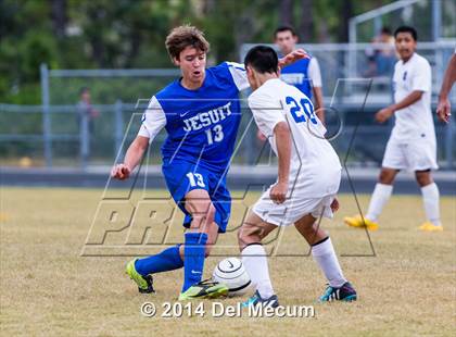 Thumbnail 1 in Armwood vs. Jesuit photogallery.