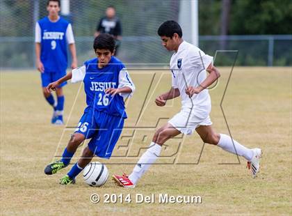 Thumbnail 2 in Armwood vs. Jesuit photogallery.