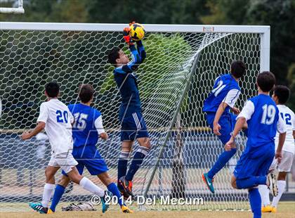 Thumbnail 3 in Armwood vs. Jesuit photogallery.
