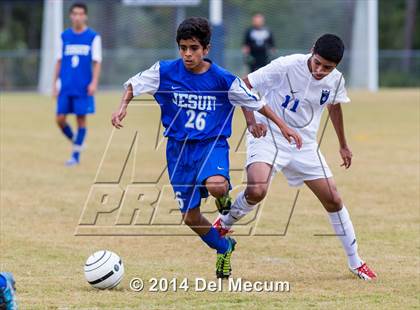 Thumbnail 1 in Armwood vs. Jesuit photogallery.