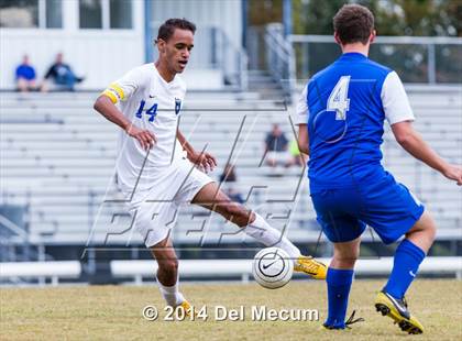 Thumbnail 3 in Armwood vs. Jesuit photogallery.