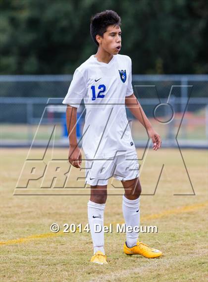 Thumbnail 1 in Armwood vs. Jesuit photogallery.