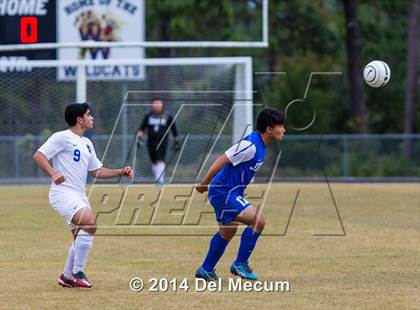 Thumbnail 3 in Armwood vs. Jesuit photogallery.