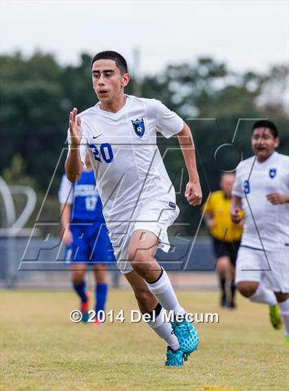 Thumbnail 3 in Armwood vs. Jesuit photogallery.