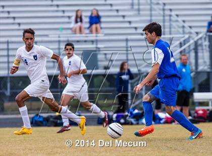Thumbnail 1 in Armwood vs. Jesuit photogallery.