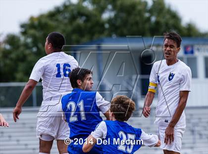 Thumbnail 1 in Armwood vs. Jesuit photogallery.