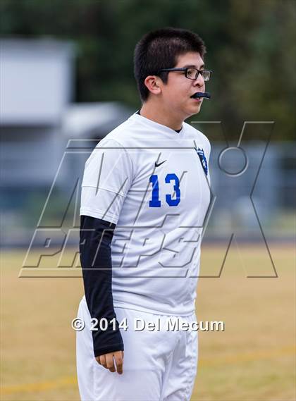 Thumbnail 2 in Armwood vs. Jesuit photogallery.