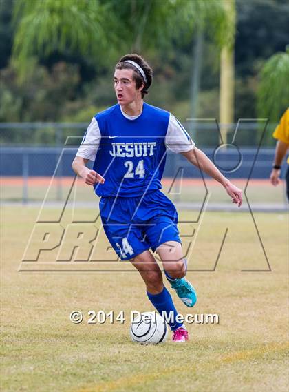 Thumbnail 1 in Armwood vs. Jesuit photogallery.