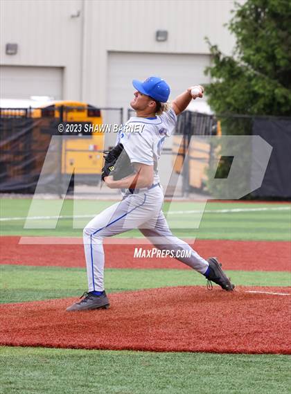 Thumbnail 1 in Hamilton Southeastern vs. Westfield Class 4A Sectional S8 photogallery.