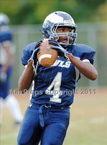 Thumbnail 1 in Conard @ Hartford Public photogallery.