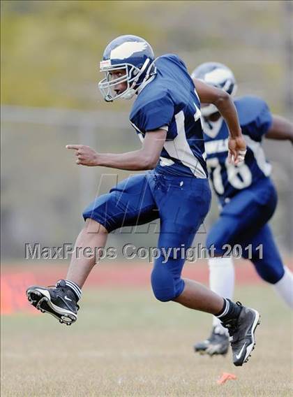 Thumbnail 2 in Conard @ Hartford Public photogallery.