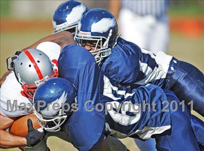 Thumbnail 1 in Conard @ Hartford Public photogallery.