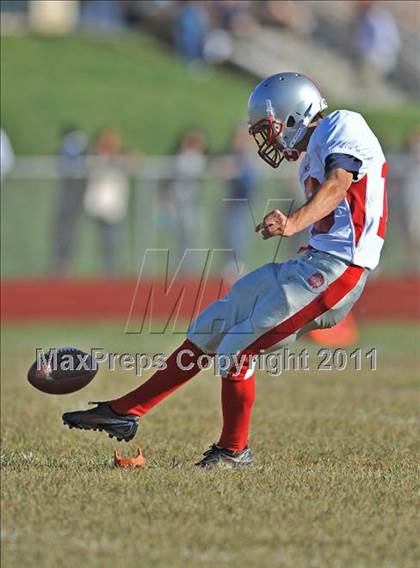 Thumbnail 3 in Conard @ Hartford Public photogallery.